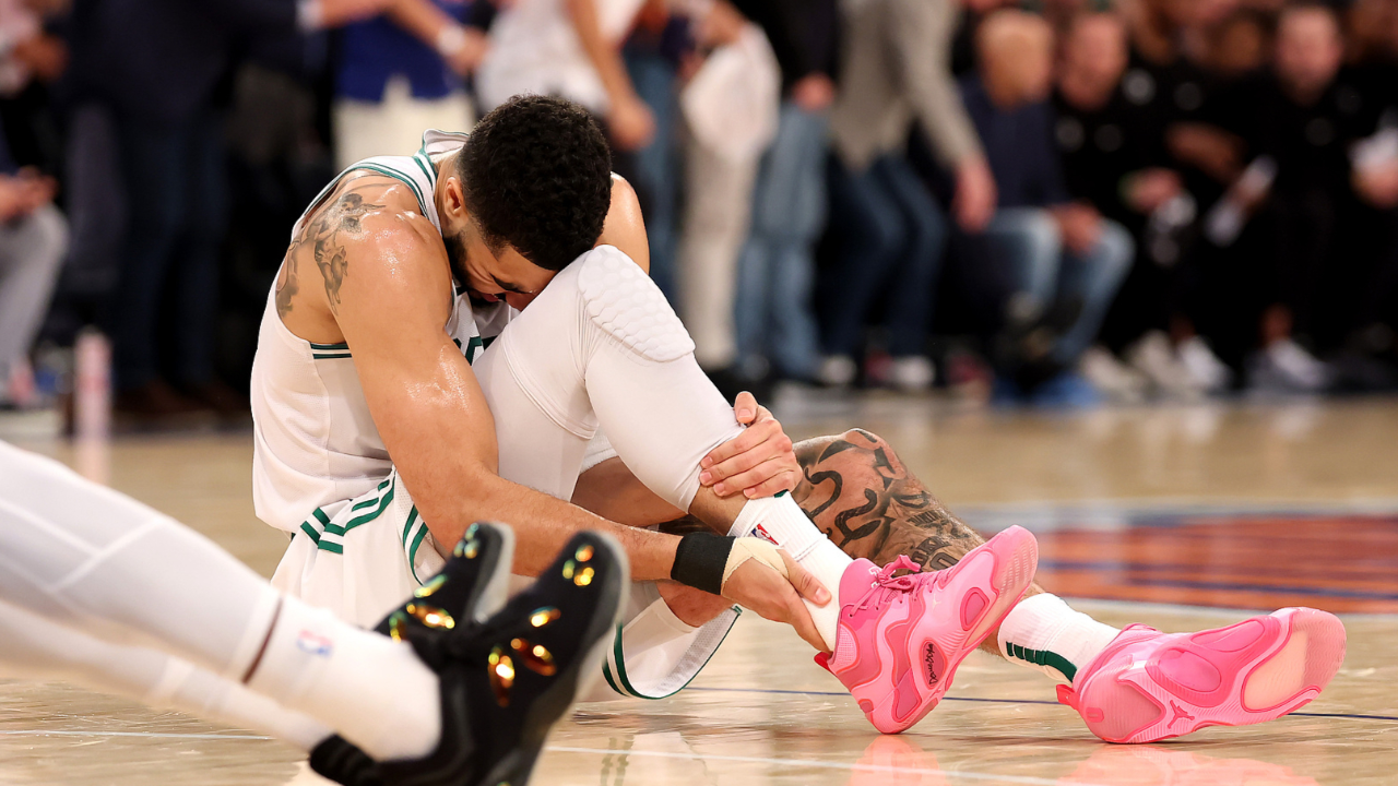 九游体育app-关于冲刺阶段尼斯造点机会：NBA季后赛节点到来，管理层满意，身体对抗强度拉满的信息